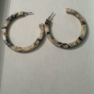 Elegant Cream and Black Hoop Earrings